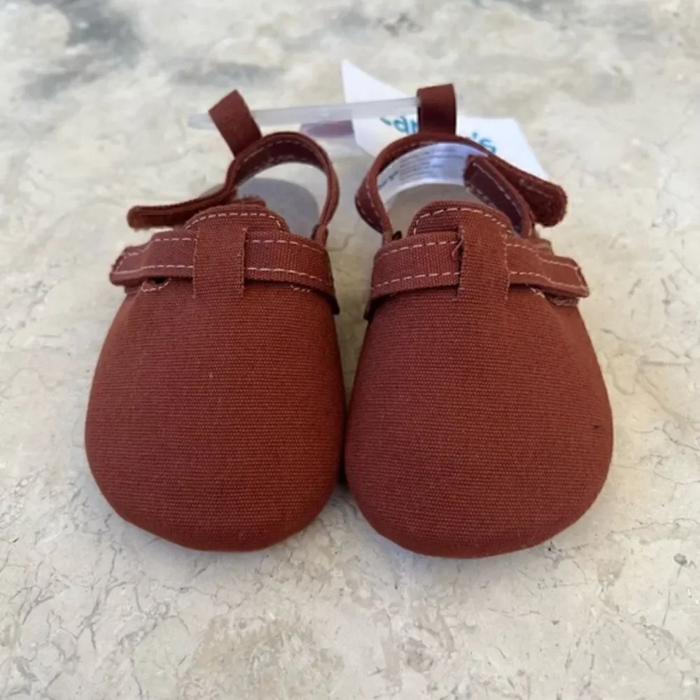 NWT Carter's‎ Baby Baby Boy Baby Girl Brown Shoes Clogs Size 3 (6-9 Months)